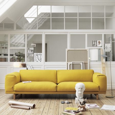 Rest-Sofa-2-Sitzer-gelb-Ambiente.jpg Rest-Sofa-2-Sitzer-gelb-Ambiente.jpg