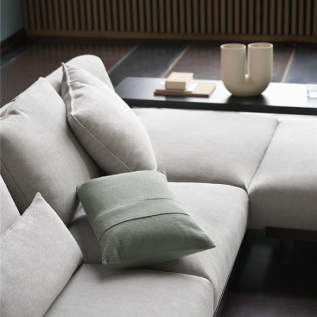 in-situ-sofa-clay-12-layer-sage-green-kink-vase-muuto-org-1584199154.png in-situ-sofa-clay-12-layer-sage-green-kink-vase-muuto-org-1584199154.png